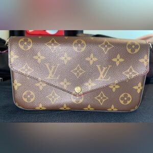 Louis Vuitton Felicie Monogram Pochette